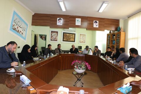 دیدار معاون فرهنگی کانون با تشکل‌های مردم نهاد فارس