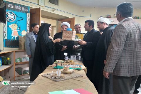 گشایش نمایشگاه «شهید؛ سفیر عشق» در کانون میامی