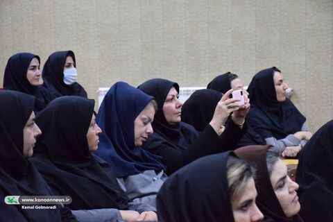 دیدار مدیرعامل با مربیان و کارکنان کانون لرستان