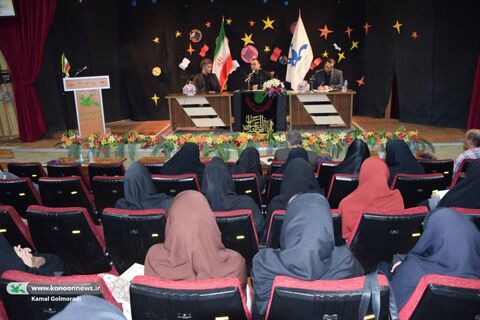 دیدار مدیرعامل با مربیان و کارکنان کانون لرستان