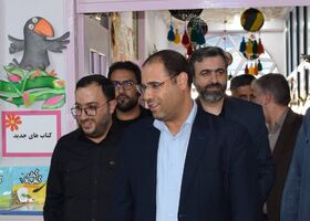 وزیر آموزش و پرورش از مرکز شماره ۲ کانون خرم‌آباد بازدید کرد