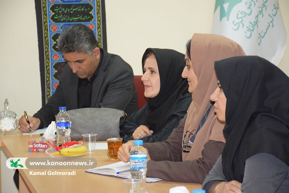 کنشگران عرصه فرهنگ در شکل گیری هویت فرهنگی جامعه نقشی ارزشمند دارند/ تاثیر و التزام کار فرهنگی در جنگ شناختی و ترکیبی