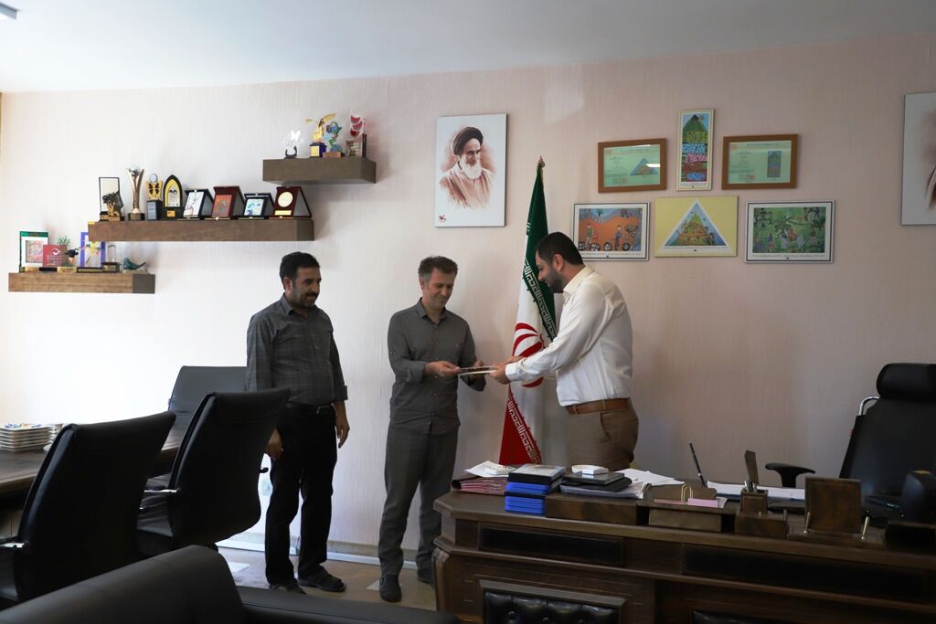 تقدیر از همکاران واحد حراست کانون استان قزوین