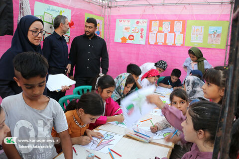 استقبال از غرفه کودک و نوجوان کانون سمنان در نمایشگاه تکیه دولت به قلم دوربین