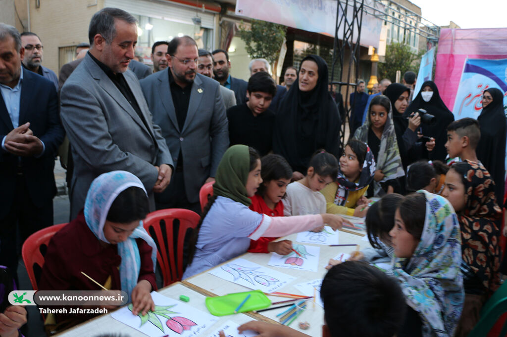 گرامیداشت هفتهی دولت در کانون سمنان