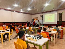 به مناسبت هفته دولت،  مسابقات شهرستانی شطرنج در شهرستان سیمرغ برگزار شد