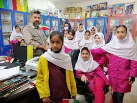 تابستان در کتابخانه سیارروستایی تنگستان کانون پرورش فکری کودکان و نوجوانان استان بوشهر