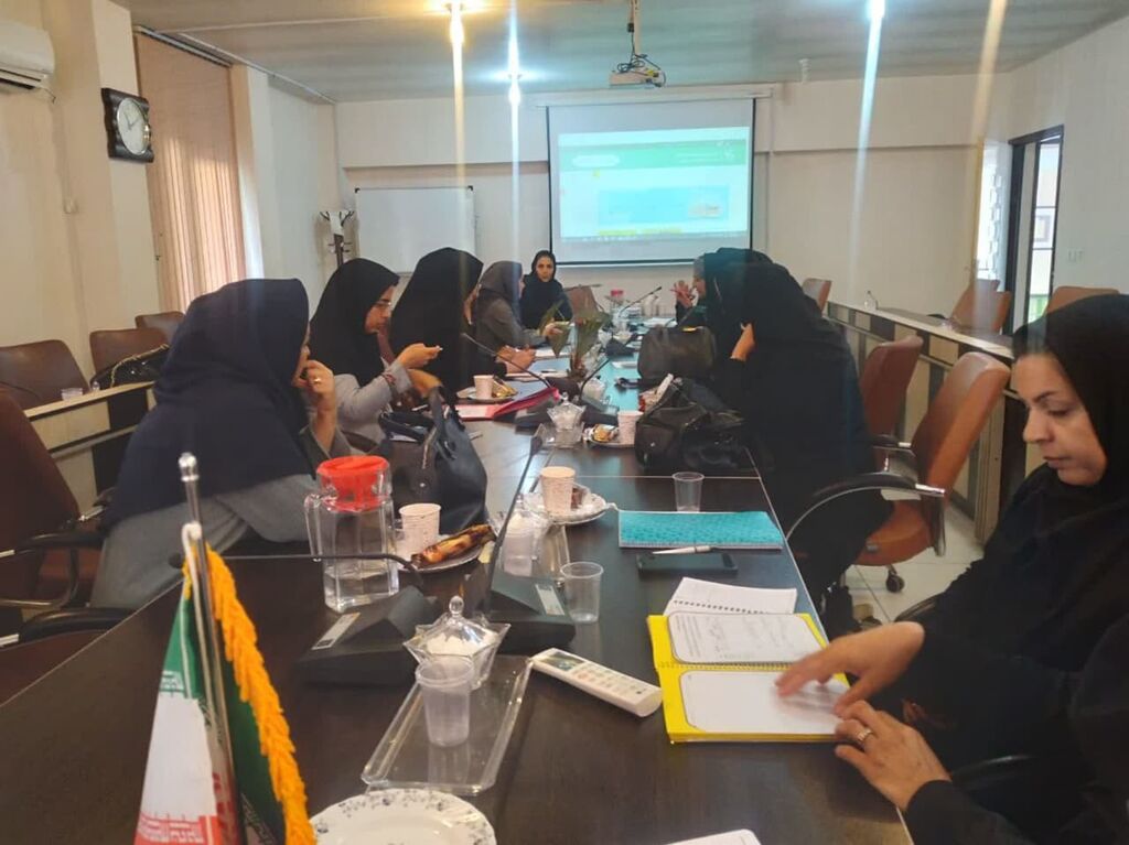 نشست هم اندیشی رابطین پژوهشی مراکز کانون پرورش فکری چهارمحال و بختیاری برگزار شد.