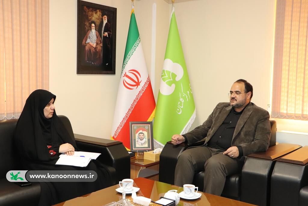 نشست سرپرست کانون پرورش فکری استان با مدیرکل صدا و سیمای مرکز گلستان