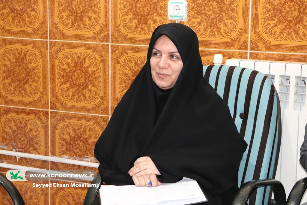 اهدای یک دستگاه ویلچر توسط «کلر ژوبرت» به عضو کانون کلاله