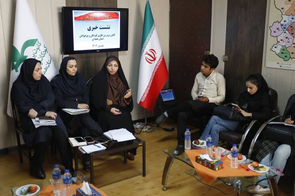 عملکرد کانون در دولت مردمی بینظیر بوده است