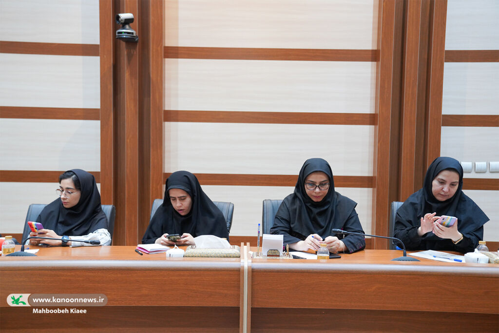 پیام کانون انتقال دوستی و وحدتبخشی میان کودکان ایران و ملل مختلف است/«مسیر عشق» هدیه کانون به کودکان و نوجوانان