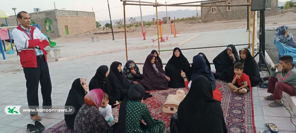 برگزاری ایستگاه نقاشی کانون پرورش فکری قاین در سه شنبههای سلامتی این شهر