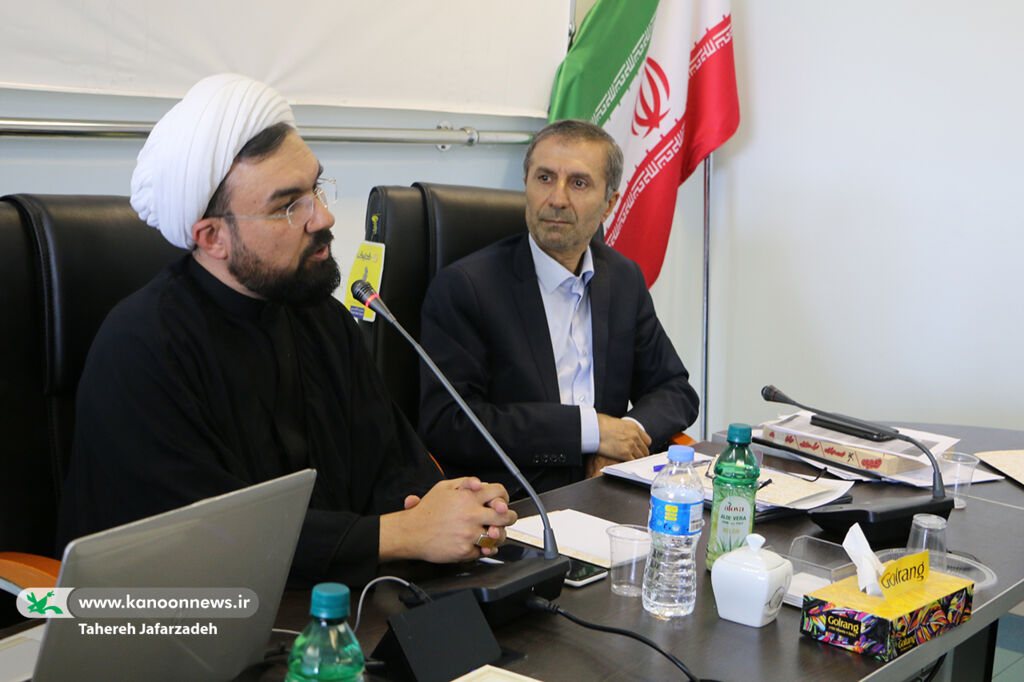 فعالیتهای کانون جزء فوق برنامههای کودکان و نوجوانان است/نهاد مؤفق در حوزهی کودک و نوجوان