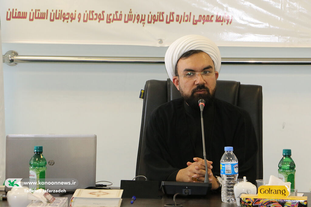 فعالیتهای کانون جزء فوق برنامههای کودکان و نوجوانان است/نهاد مؤفق در حوزهی کودک و نوجوان