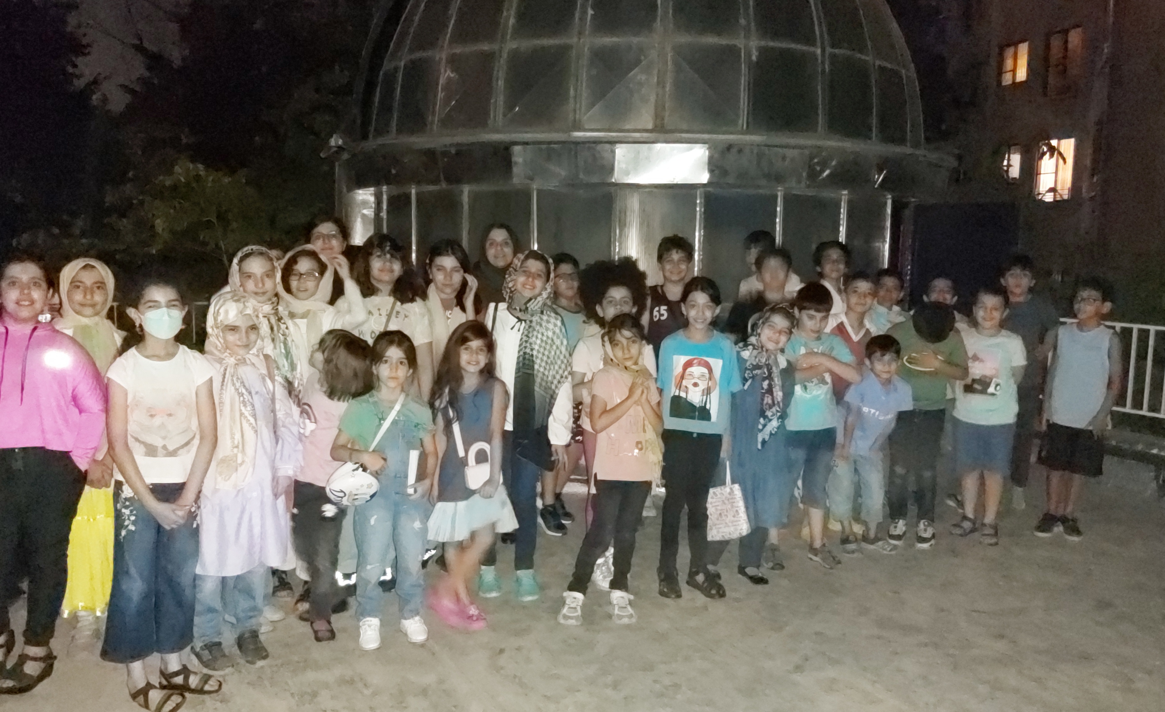 در شب رصدی با ماه و صور فلکی دیدار کردند