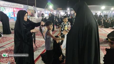 خدمت‌رسانی سفیران فرهنگی کانون خوزستان به میهمانان کوچک امام حسین(ع) در پایانه مرزی شلمچه