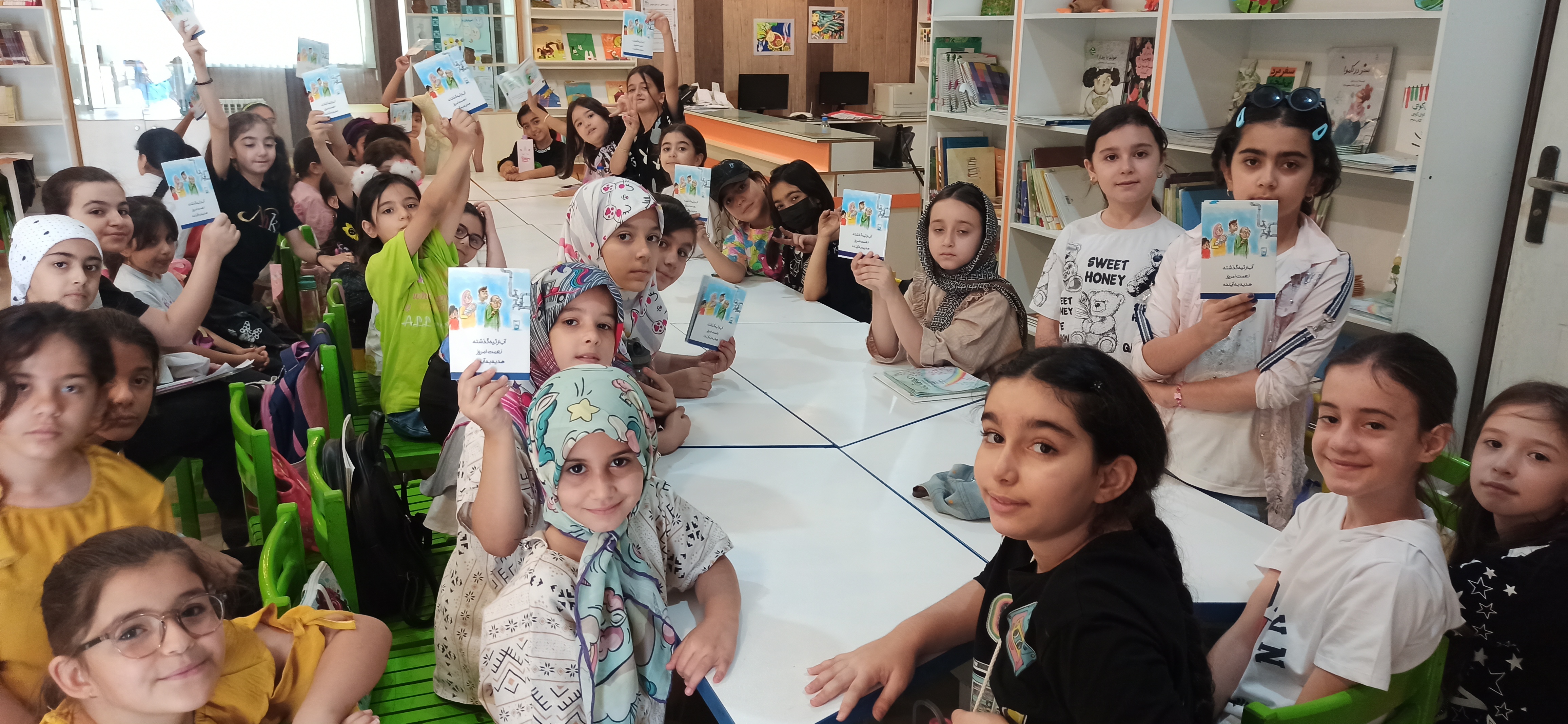 ویژه برنامهی  "آب ارثیهی گذشته، نعمت امروز، هدیه به آینده"