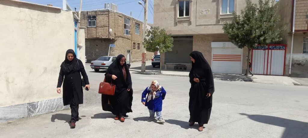 معرفی فرش ازندریان به کودکان و نوجوانان مورد توجه کانون باشد