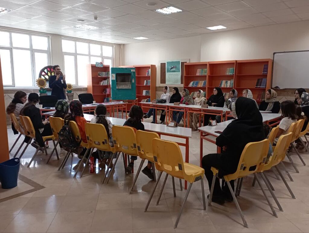 دومین کارگاه قصهگویی کرمانشاه اولین و دومین کارگاه آموزش قصهگویی کانون کرمانشاه