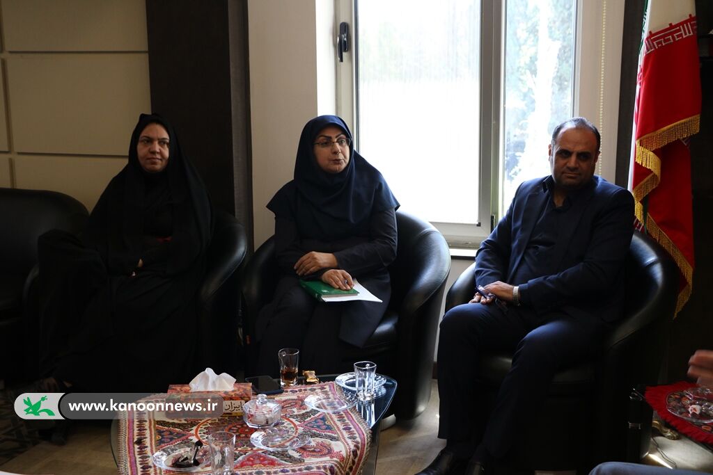 دیدار سرپرست کانون کرمان با رییس سازمان مدیریت و برنامه‌ریزی