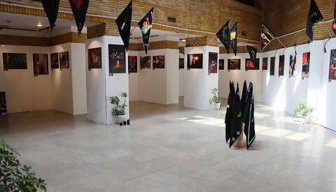 نمایشگاه عکس اربعین در نگارخانه مرکز آفرینش ها (2).JPG