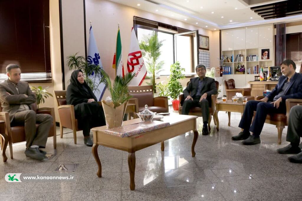 دیدار صمیمانه مدیرکل کانون با مدیر رسانه ملی استان