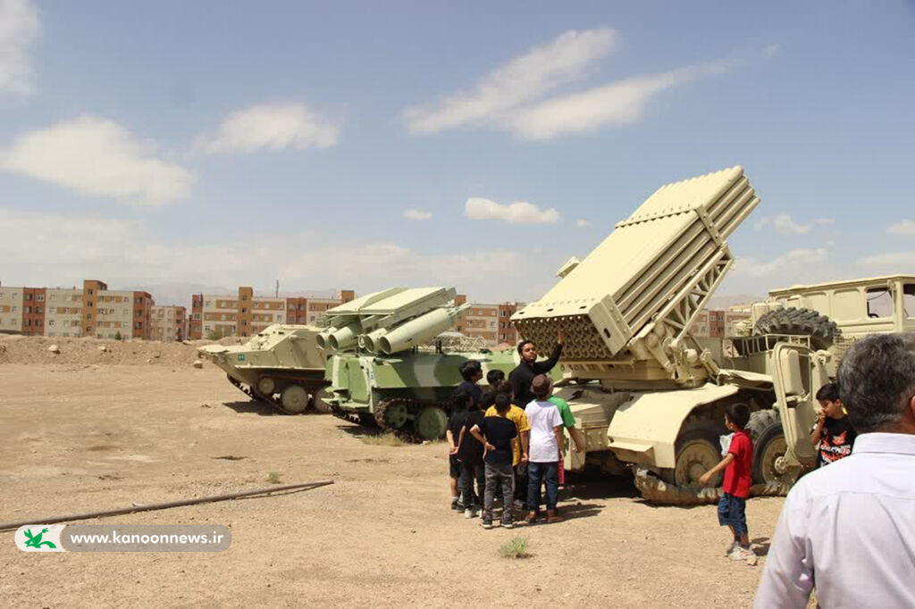 بازدید اعضای کانون سمنان از پارکموزه دفاع مقدس استان