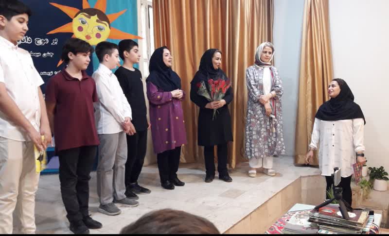 »بر موج دانایی «سوار شدند