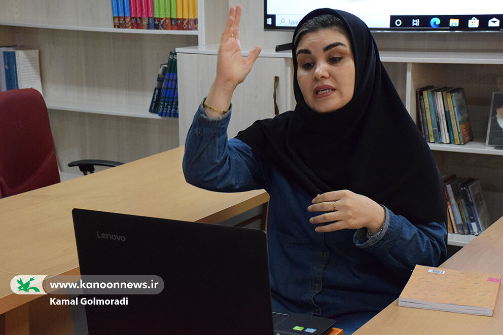 کارگاه آموزش قصه گویی زبان بدن درکانون لرستان برگزارشد