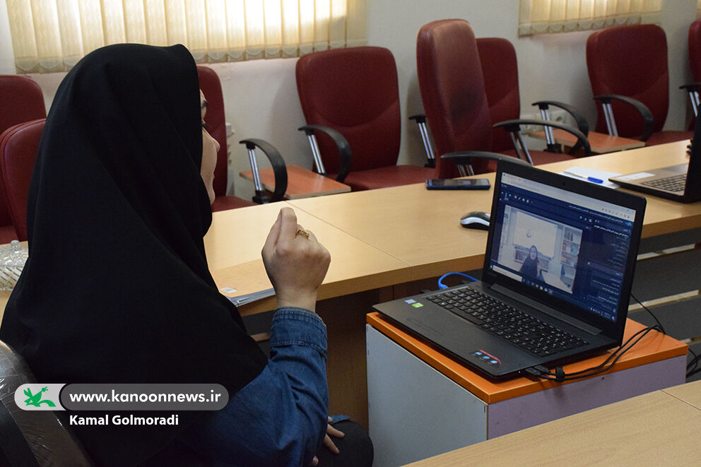 کارگاه آموزش قصه گویی زبان بدن درکانون لرستان برگزارشد