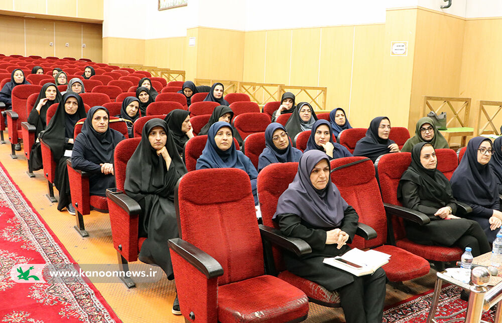 انسانسازی، مسأله اصلی تعلیم و تربیت است