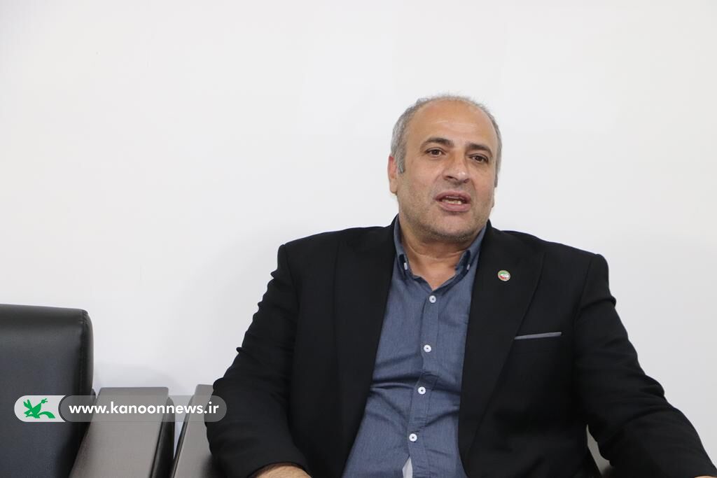 بررسی مسائل و مشکلات مرکز گالیکش، موضوع دیدار سرپرست کانون گلستان با فرماندار