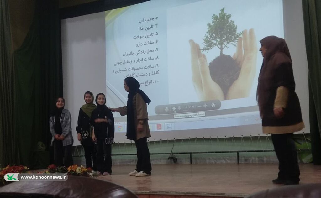 اعضای مرکز شماره ۸ به جمع همیاران طبیعت میپیوندند