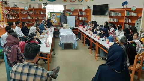 اولین آلبوم تصویری برگزاری کارگاه‌های قصه‌گویی در مراکز استان کرمانشاه
