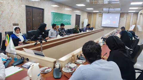 عصر شعر و داستان «چشمه ی مهتاب» در کانون هرمزگان برگزار شد