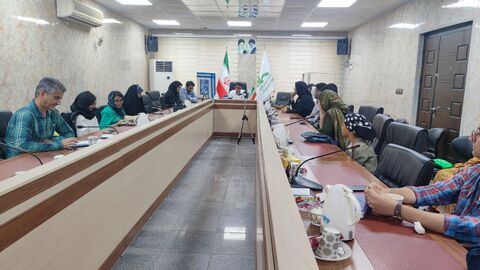 عصر شعر و داستان «چشمه ی مهتاب» در کانون هرمزگان برگزار شد