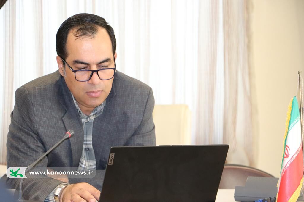 جلسه برنامه ریزی و هماهنگی روزجهانی و هفته ملی کودک در کانون گلستان برگزار شد
