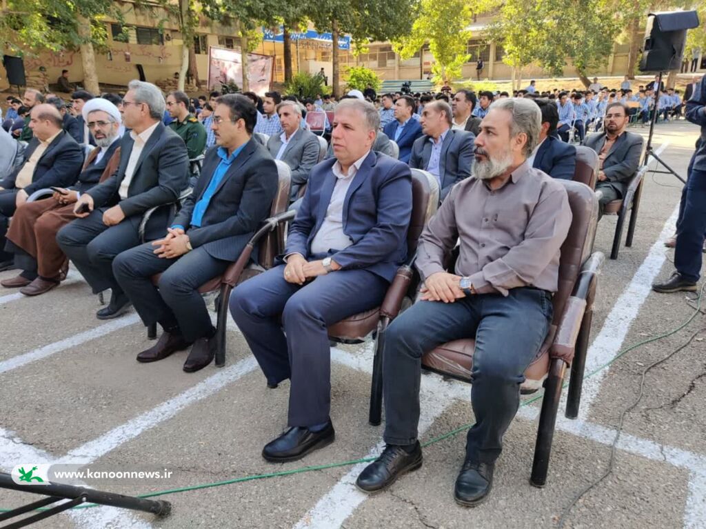 زنگ مهر و مقاومت دراستان لرستان به صدا درآمد