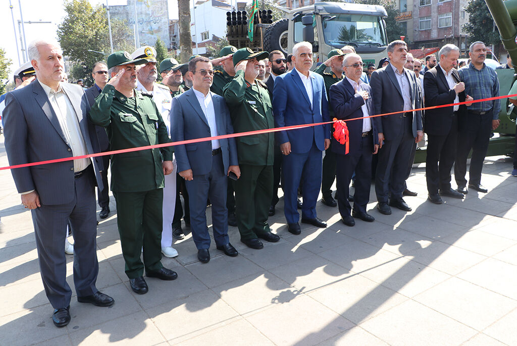 آغازبه کار غرفه کانون گیلان در نمایشگاه دستآوردهای هشتسال دفاع مقدس