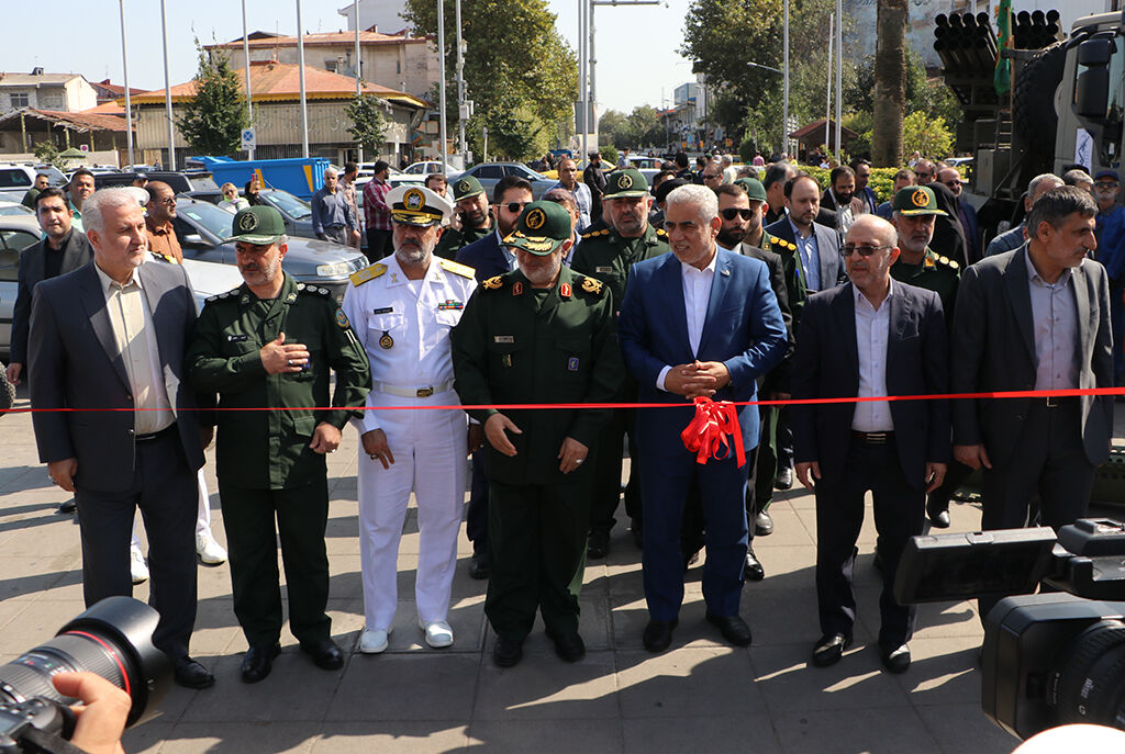 آغازبه کار غرفه کانون گیلان در نمایشگاه دستآوردهای هشتسال دفاع مقدس