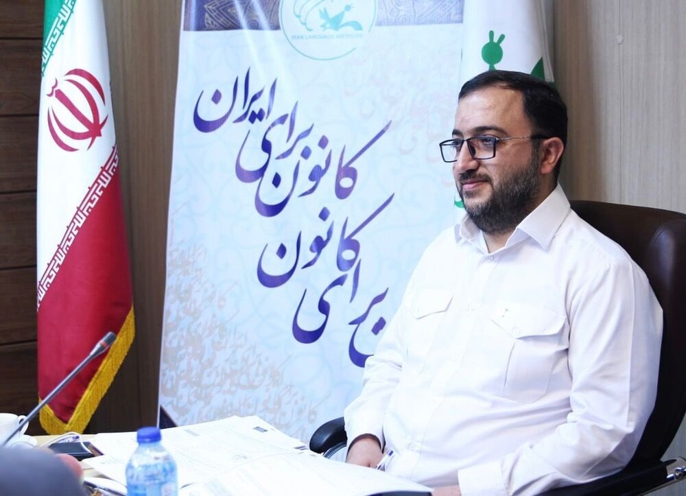 در جنگ فرهنگی با دشمن باید شبانهروز تلاش کنیم/ احیا خوانش متون کهن در کانون