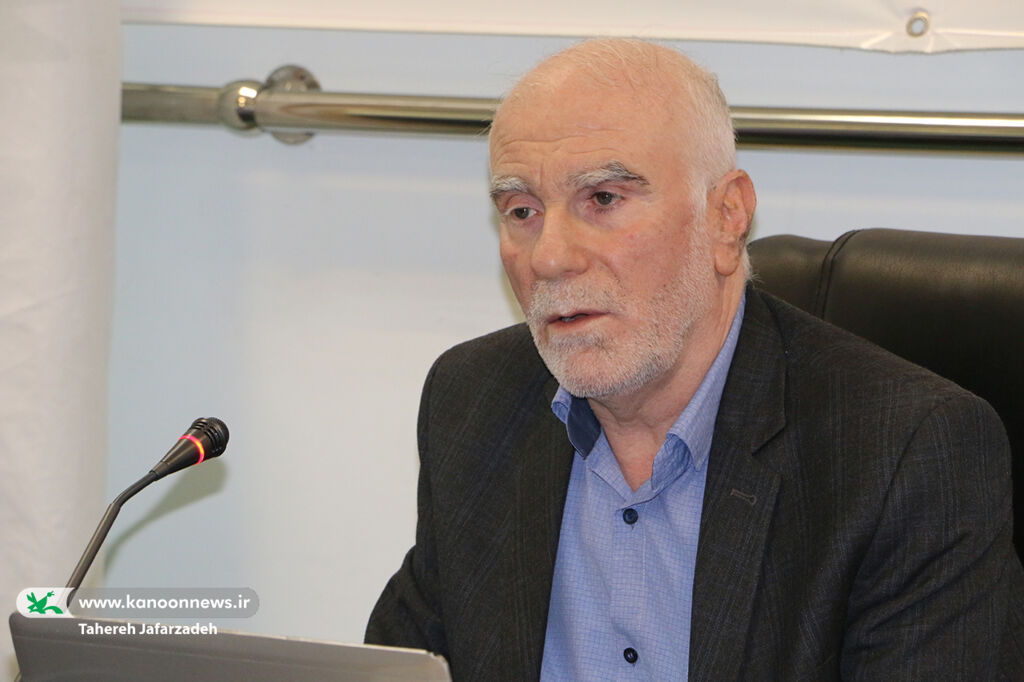 نشست جهاد و مقاومت در کانون سمنان