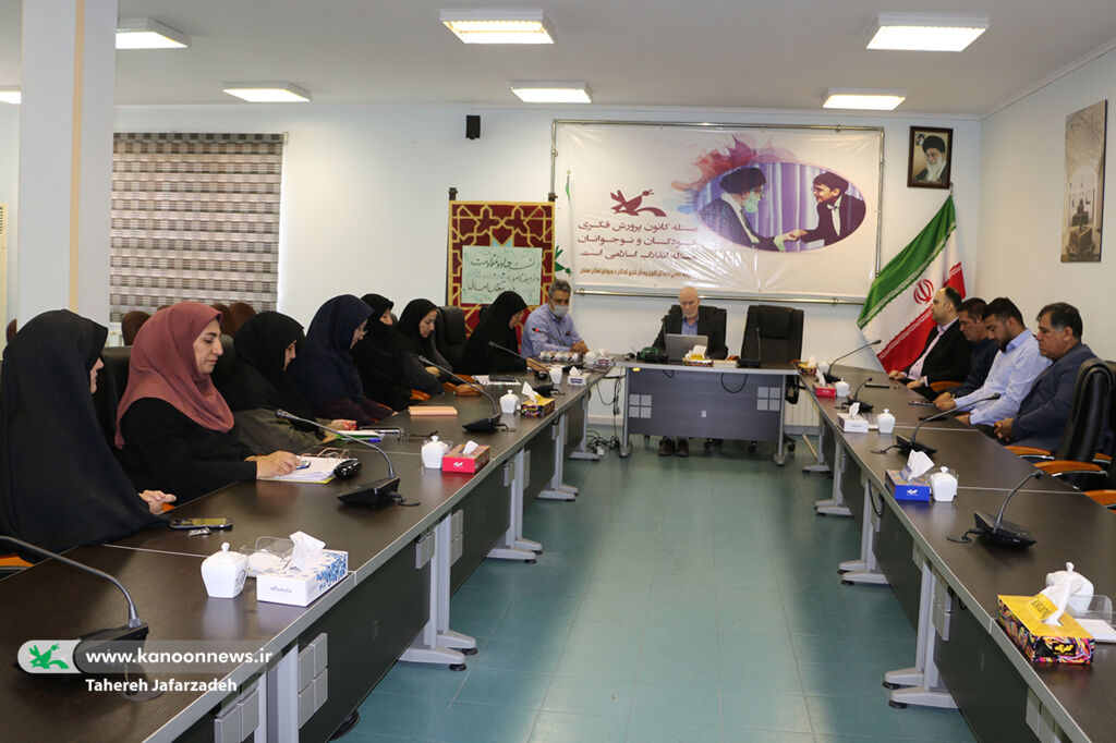 نشست جهاد و مقاومت در کانون سمنان