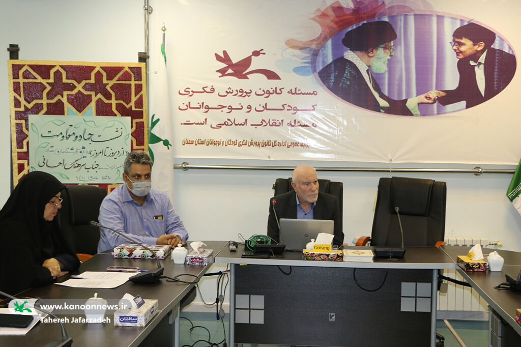 نشست جهاد و مقاومت در کانون سمنان