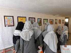 برپایی نمایشگاه شقایق های سرخ در مرکز فرهنگی قروه