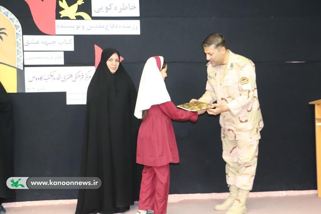 خاطرهگویی رزمندهی دفاع مقدس و کارگاه نقاشی در کانون گنبدکاووس