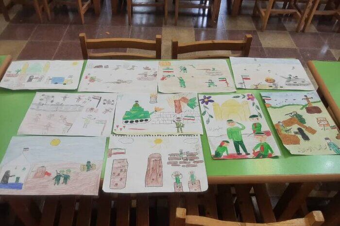 خاطرهگویی رزمندهی دفاع مقدس و کارگاه نقاشی در کانون گنبدکاووس