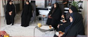 دیدار سرپرست و همکاران کانون استان اصفهان از خانواده شهید چراغی مدافع امنیت