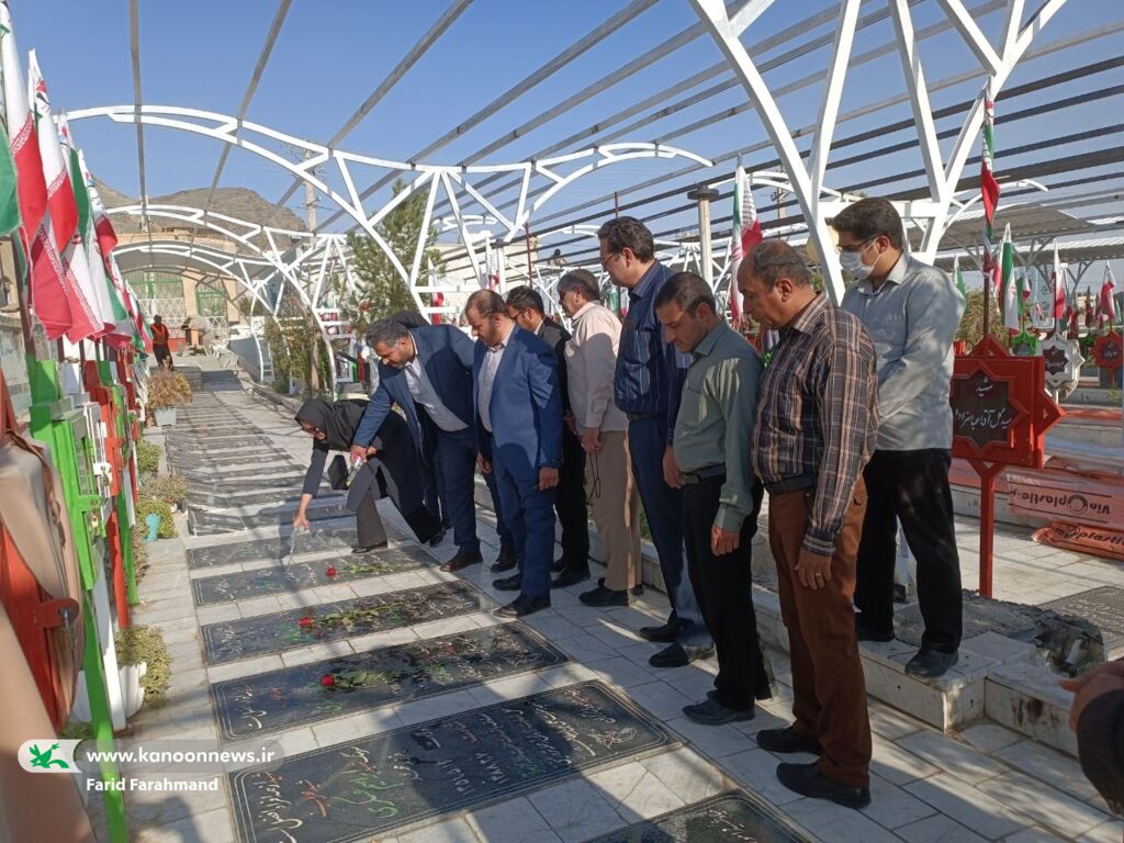 تجدید میثاق همکاران کانون سیستان و بلوچستان با آرمانهای شهیدان سرافراز میهن